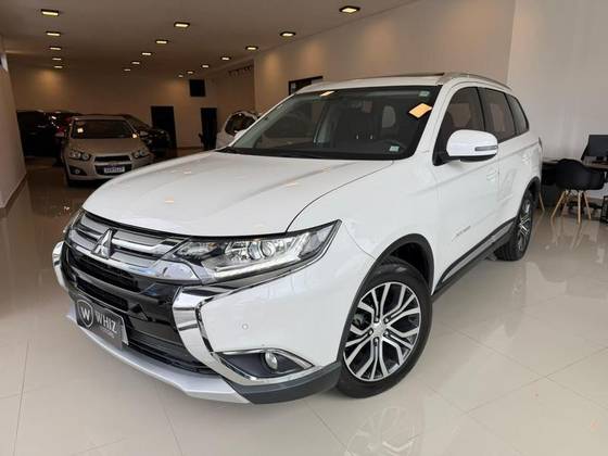 MITSUBISHI OUTLANDER 2.0 COMFORT 16V GASOLINA 4P AUTOMÁTICO